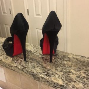 100% authentic Christan louboutin sandals